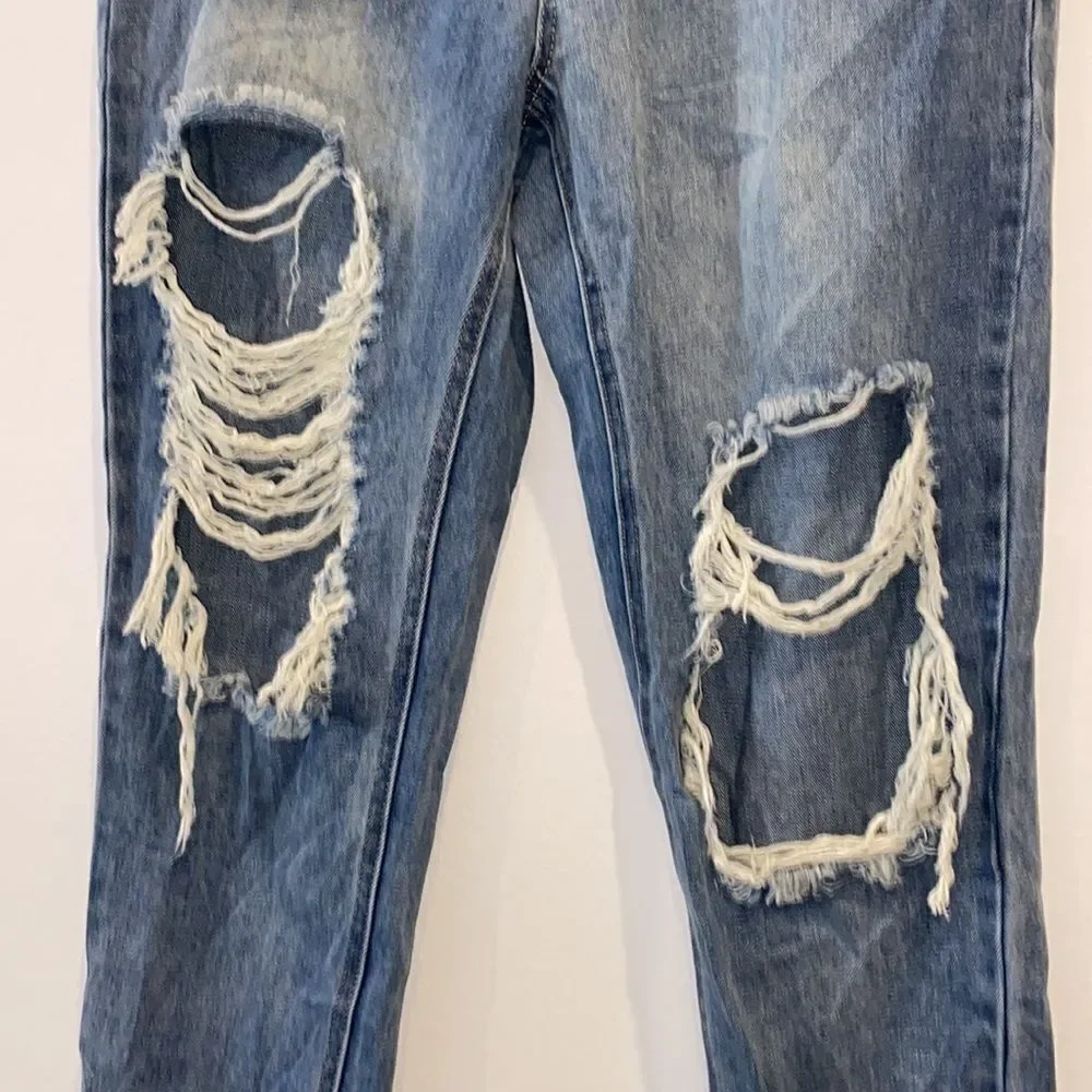 Afrm 28 Ripped Mom Casual Destroyed Festival Button Fly Jeans‍‍‍‍‍‍‍